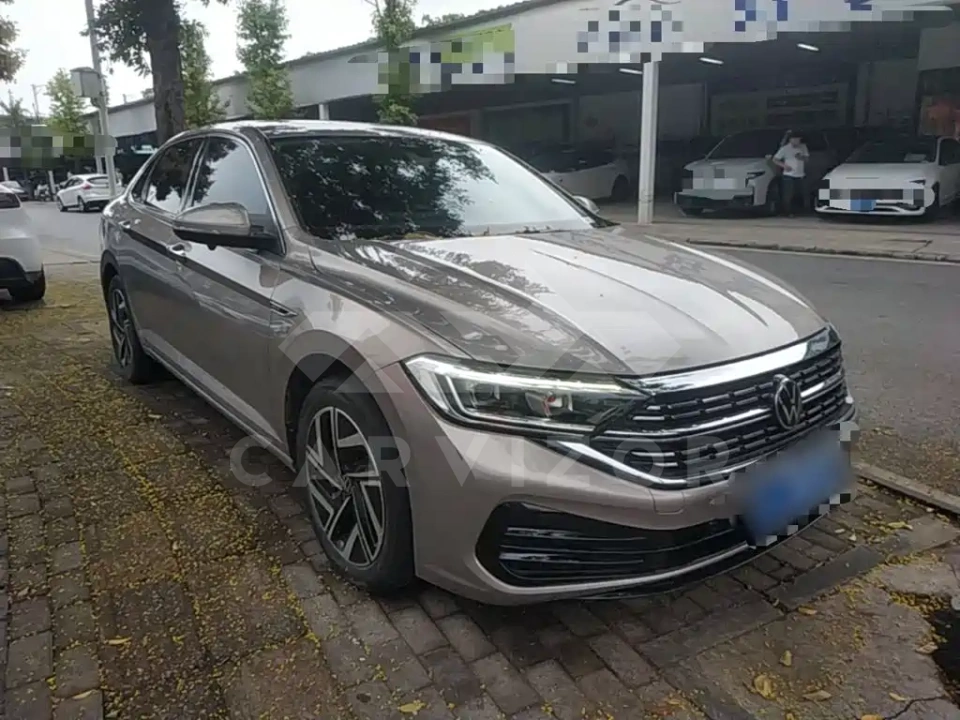 Volkswagen Sagitar