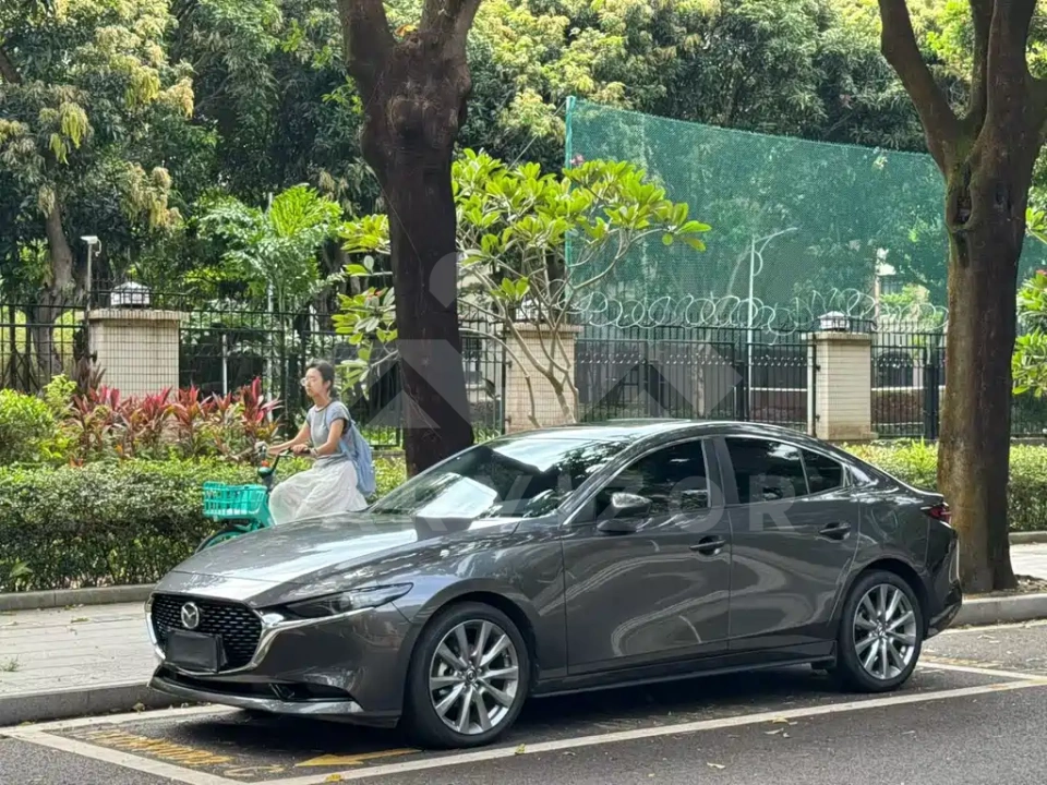Mazda 3 Axela