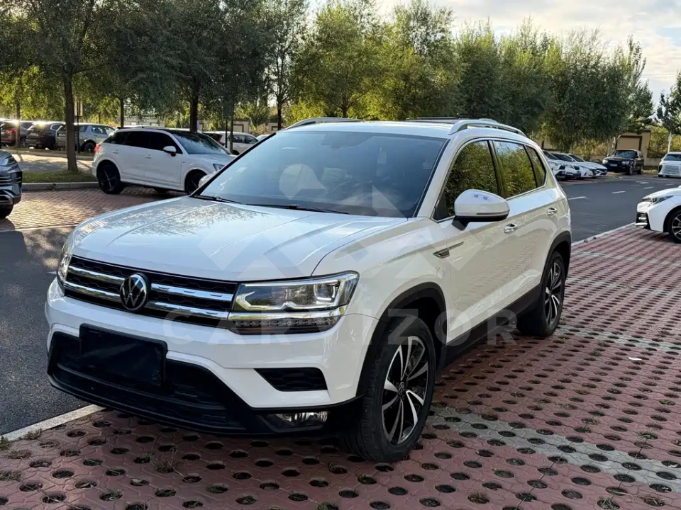 Volkswagen Tharu