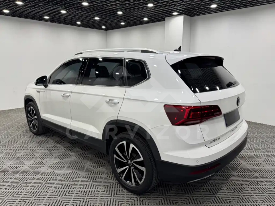 Volkswagen Tharu