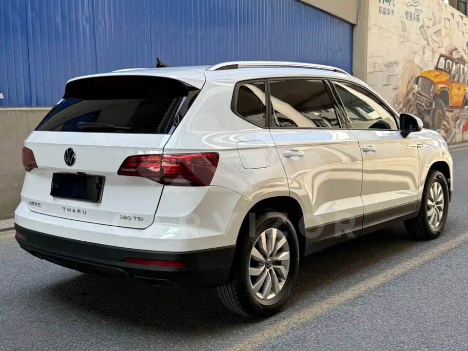 Volkswagen Tharu