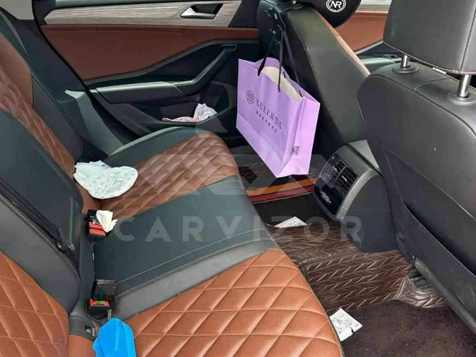 Volkswagen Sagitar