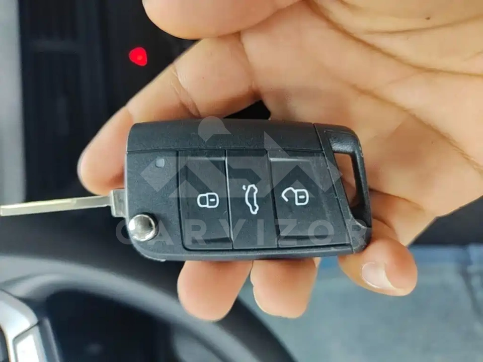 Volkswagen Tharu