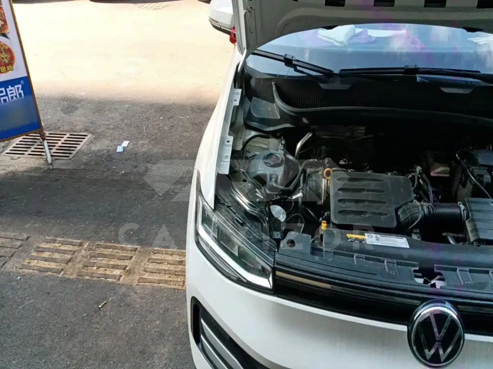 Volkswagen Tharu