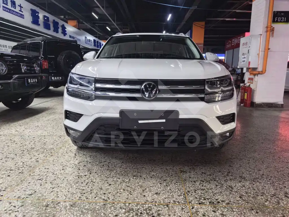 Volkswagen Tharu