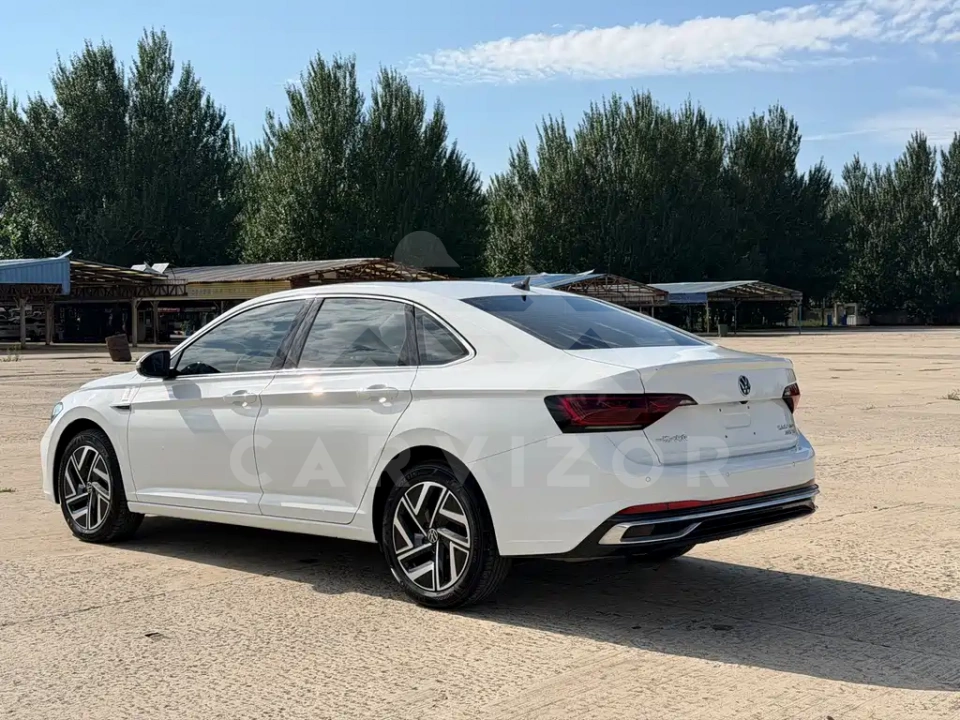 Volkswagen Sagitar