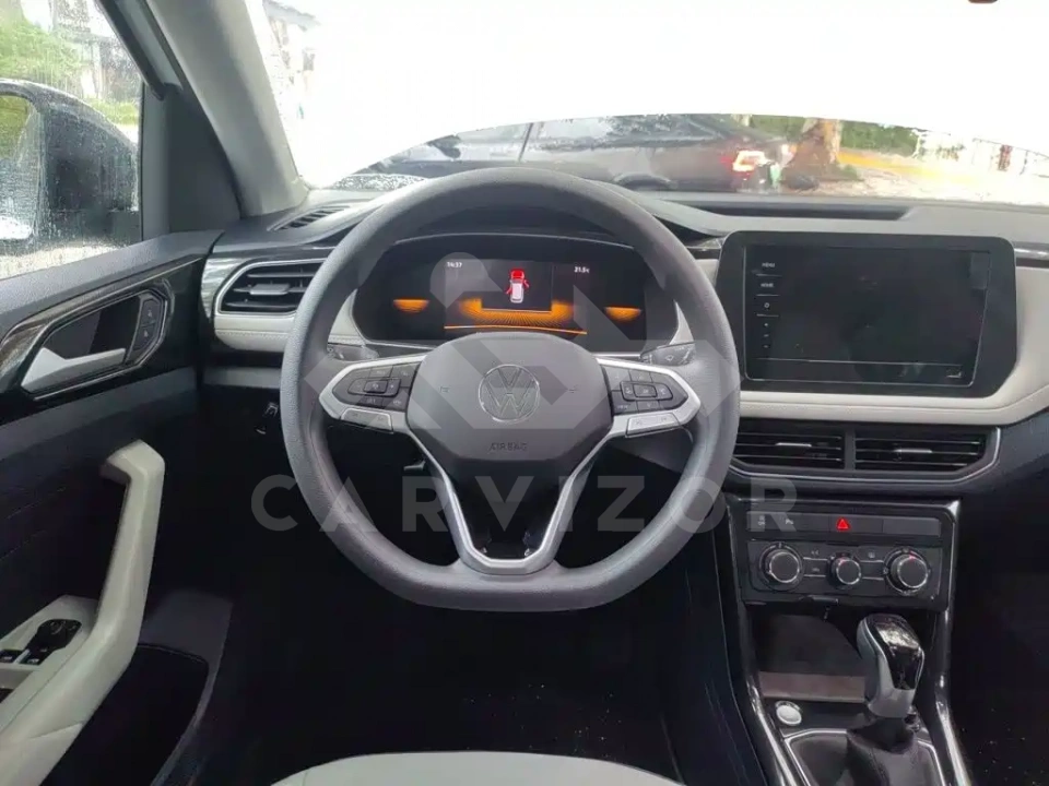 Volkswagen Tharu