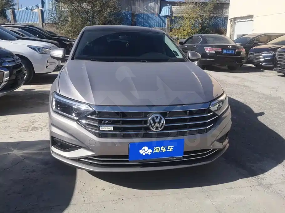 Volkswagen Sagitar