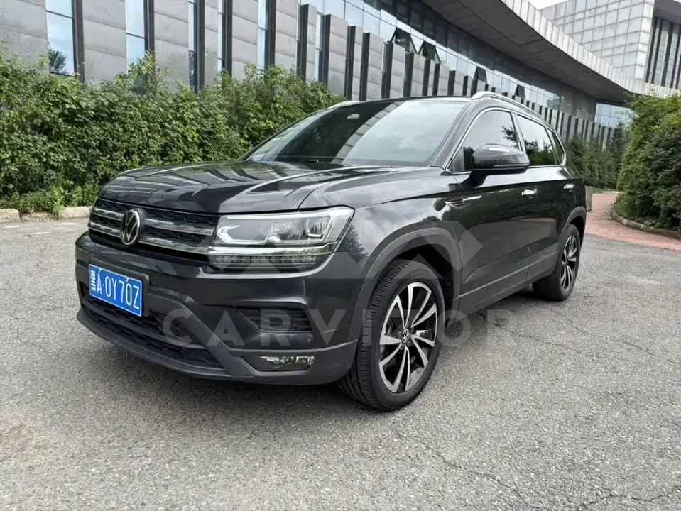 Volkswagen Tharu