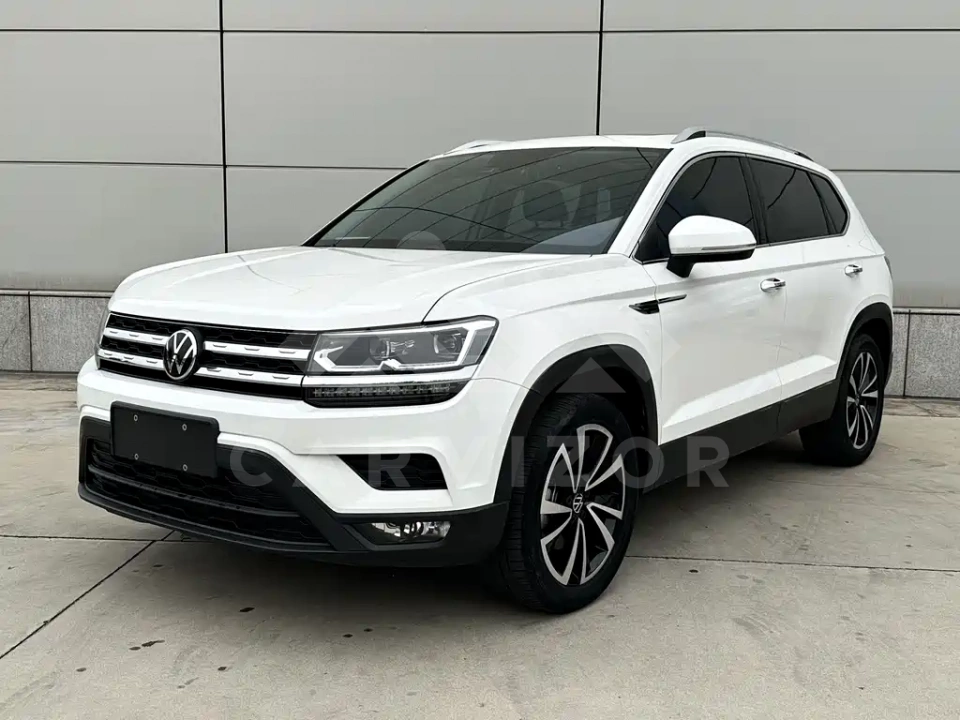 Volkswagen Tharu