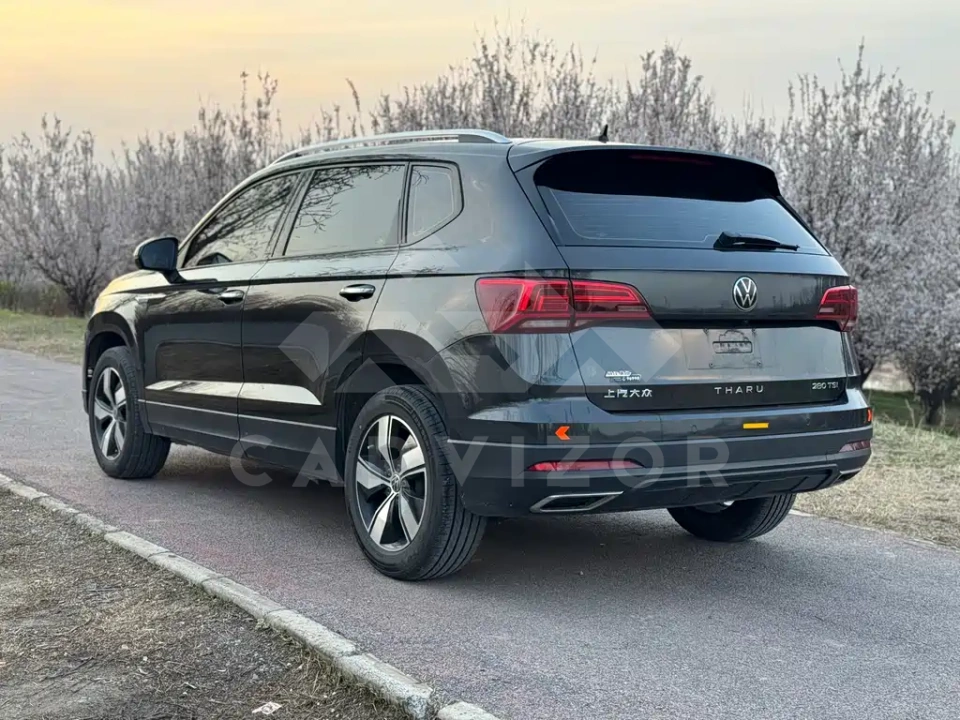 Volkswagen Tharu