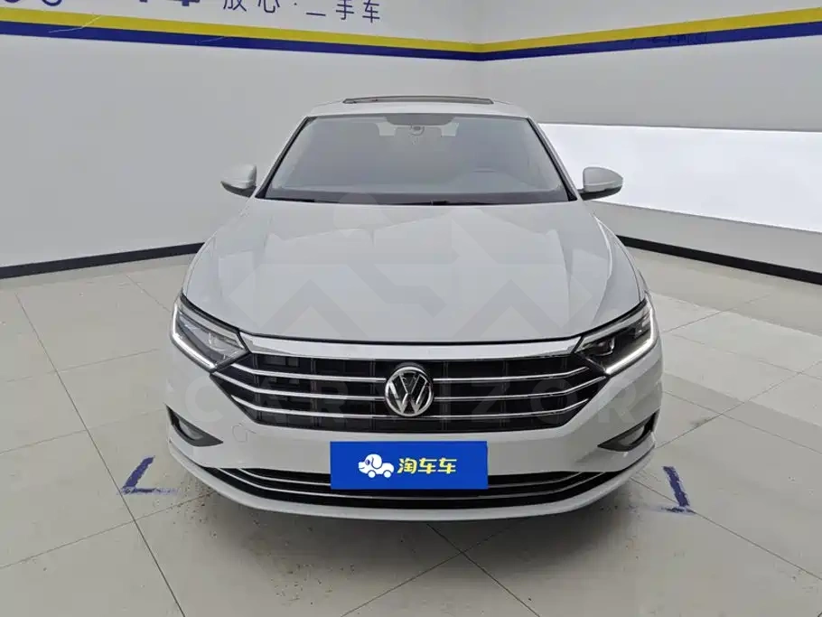 Volkswagen Sagitar