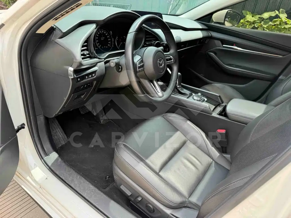 Mazda 3 Axela