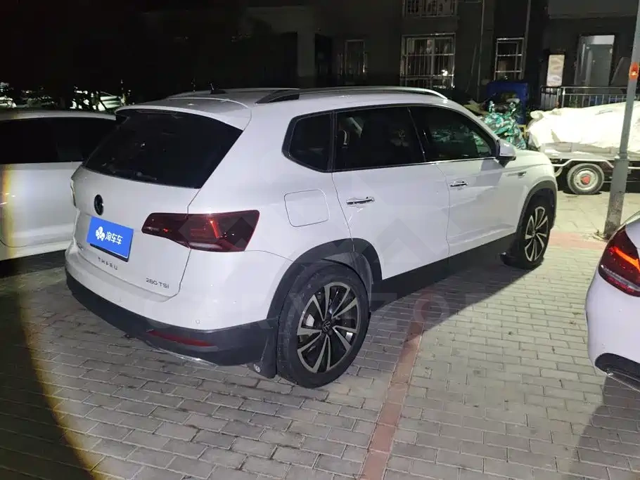 Volkswagen Tharu