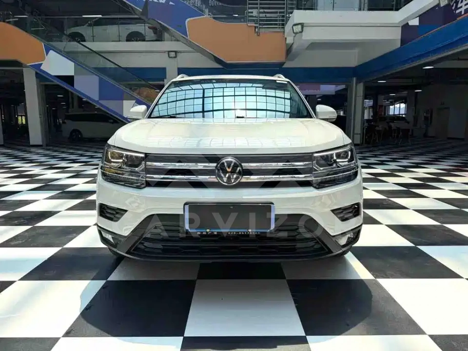 Volkswagen Tharu