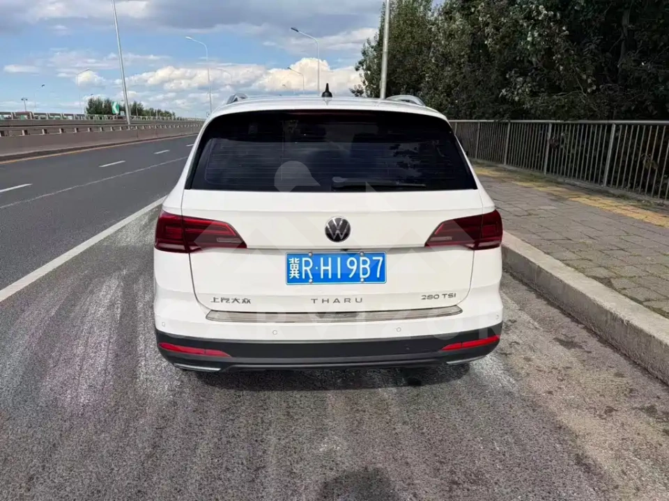 Volkswagen Tharu