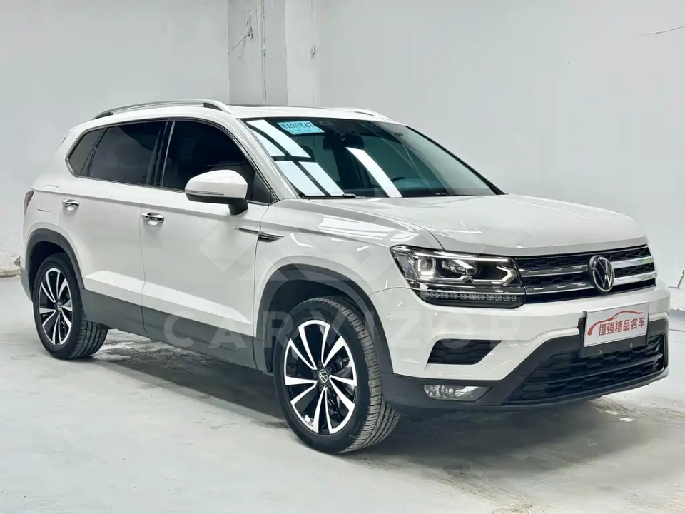 Volkswagen Tharu