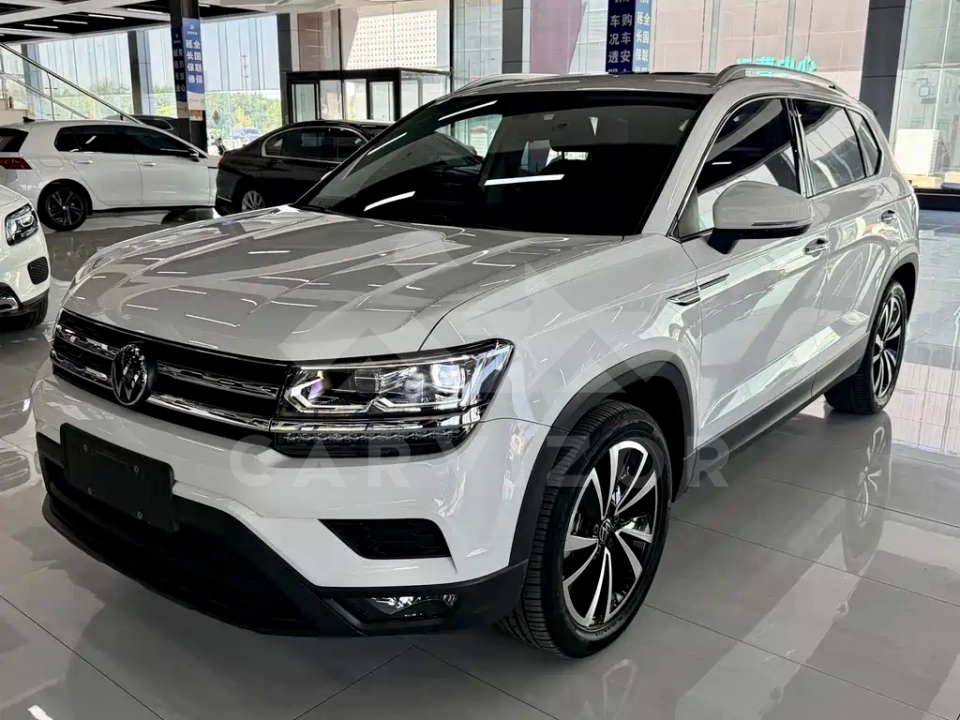 Volkswagen Tharu
