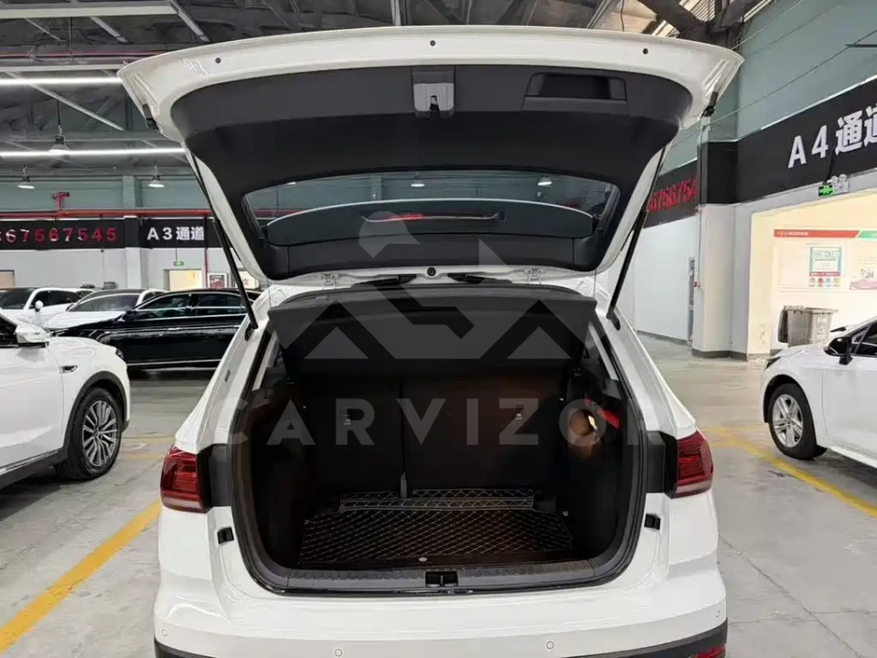 Volkswagen Tharu