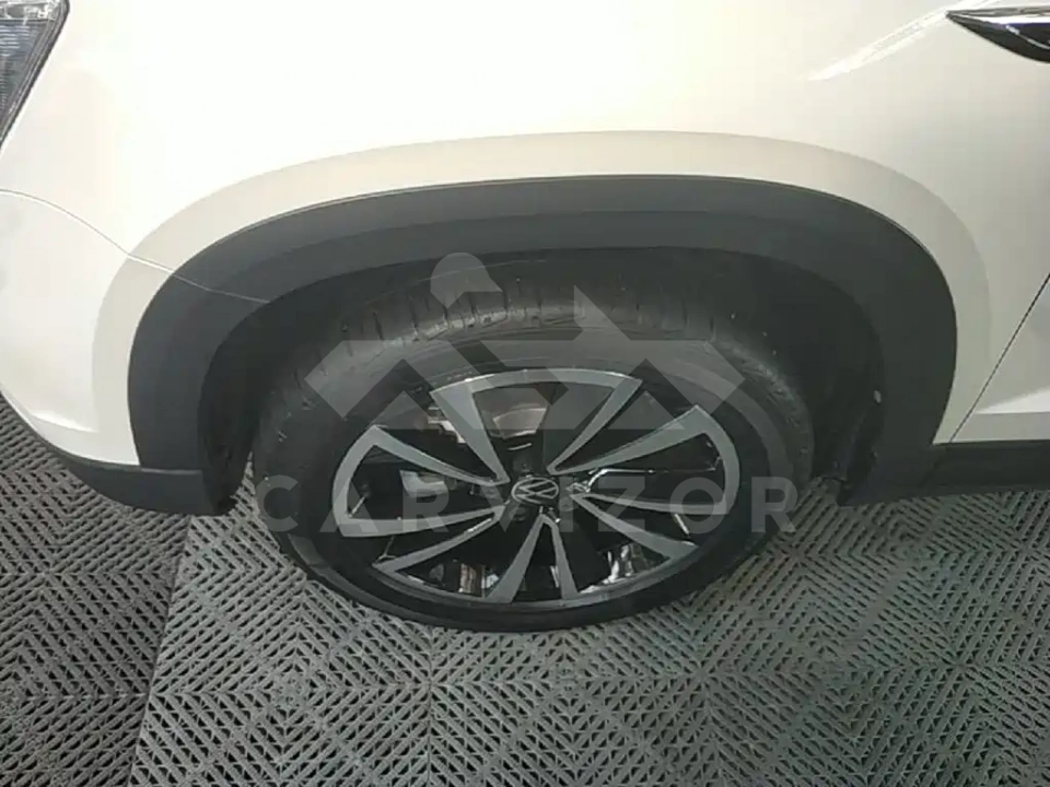 Volkswagen Tharu