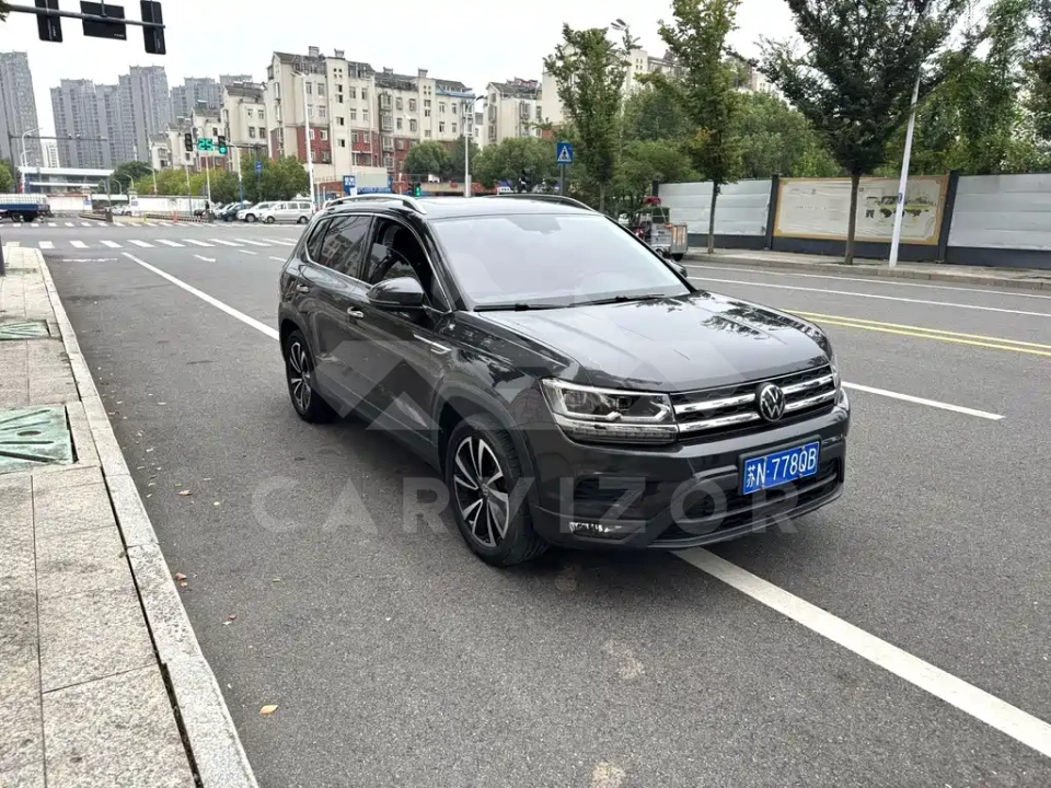 Volkswagen Tharu