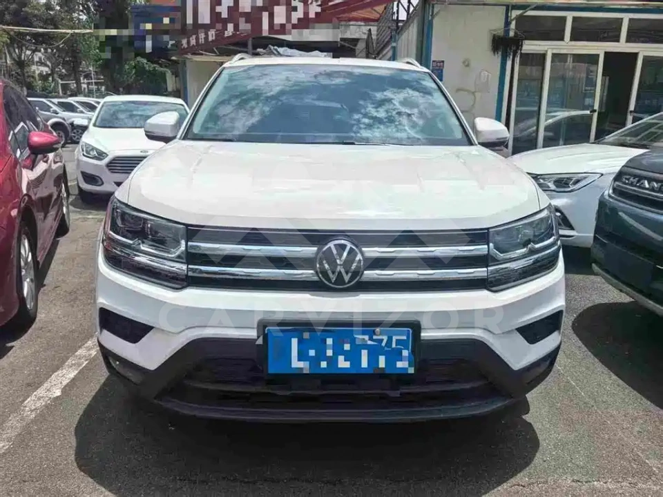 Volkswagen Tharu