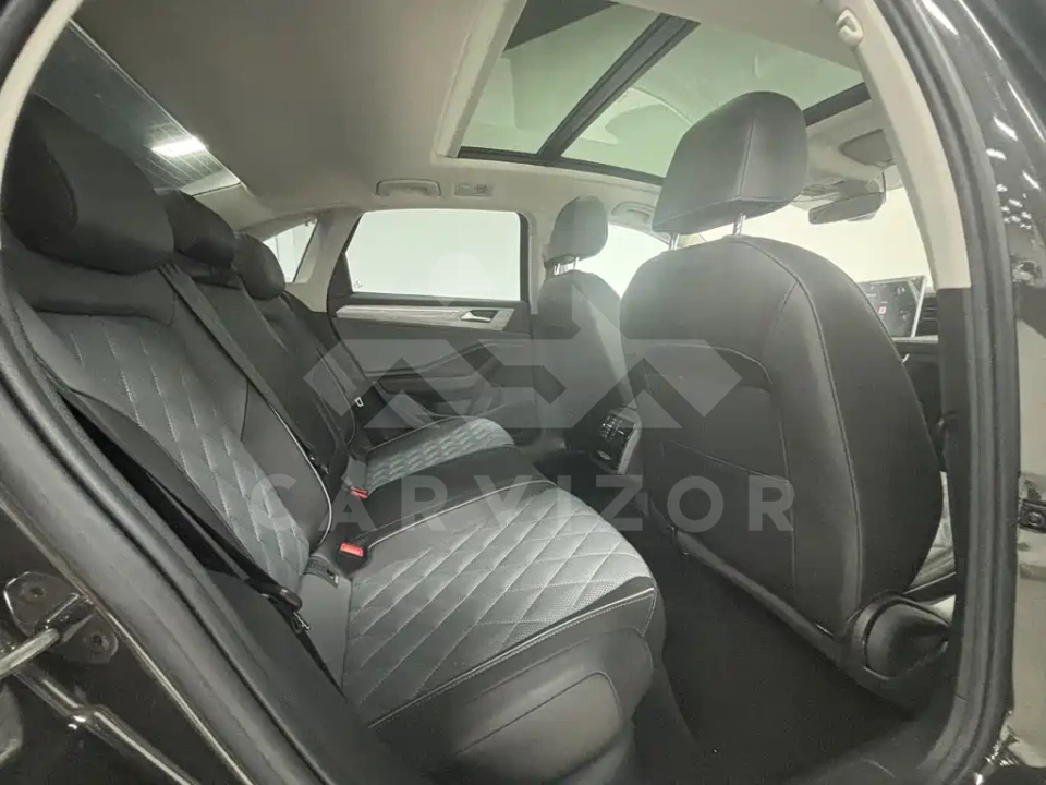 Volkswagen Sagitar