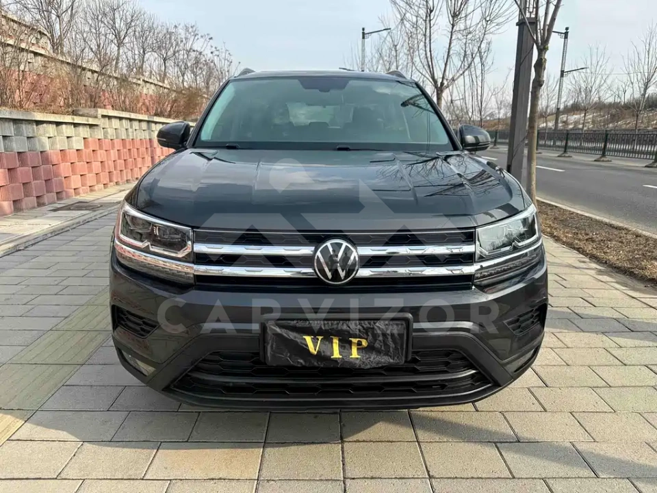 Volkswagen Tharu