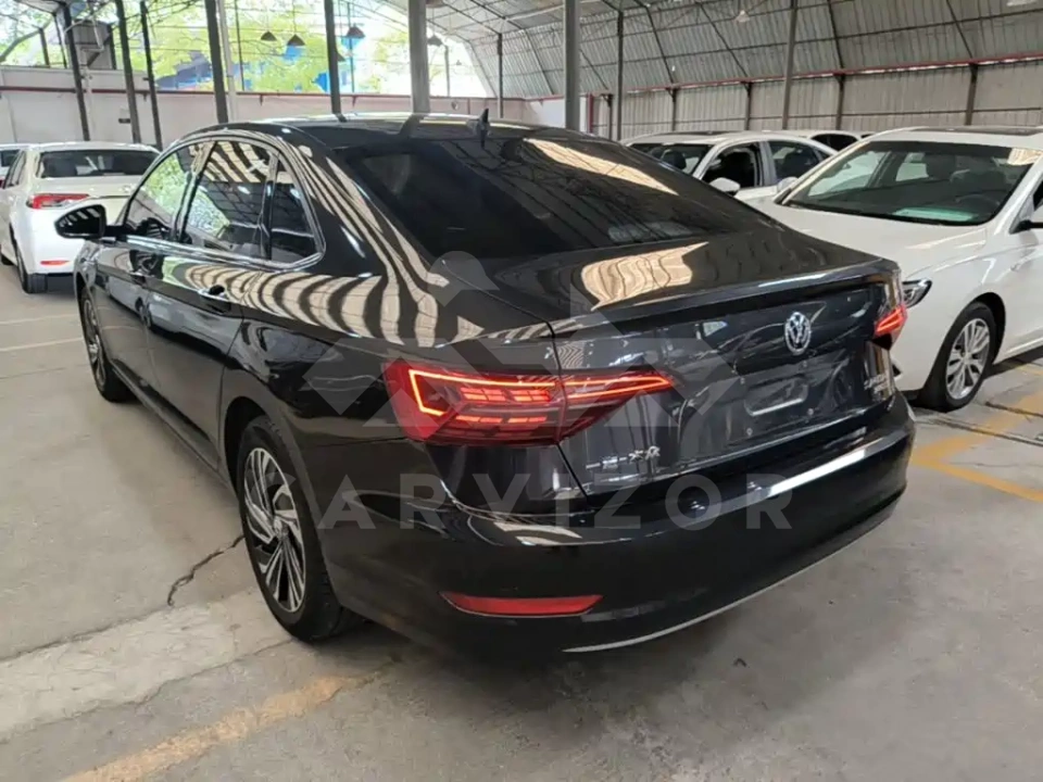 Volkswagen Sagitar