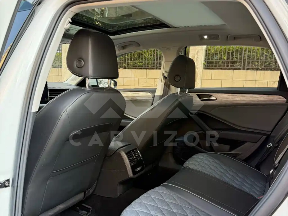 Volkswagen Sagitar
