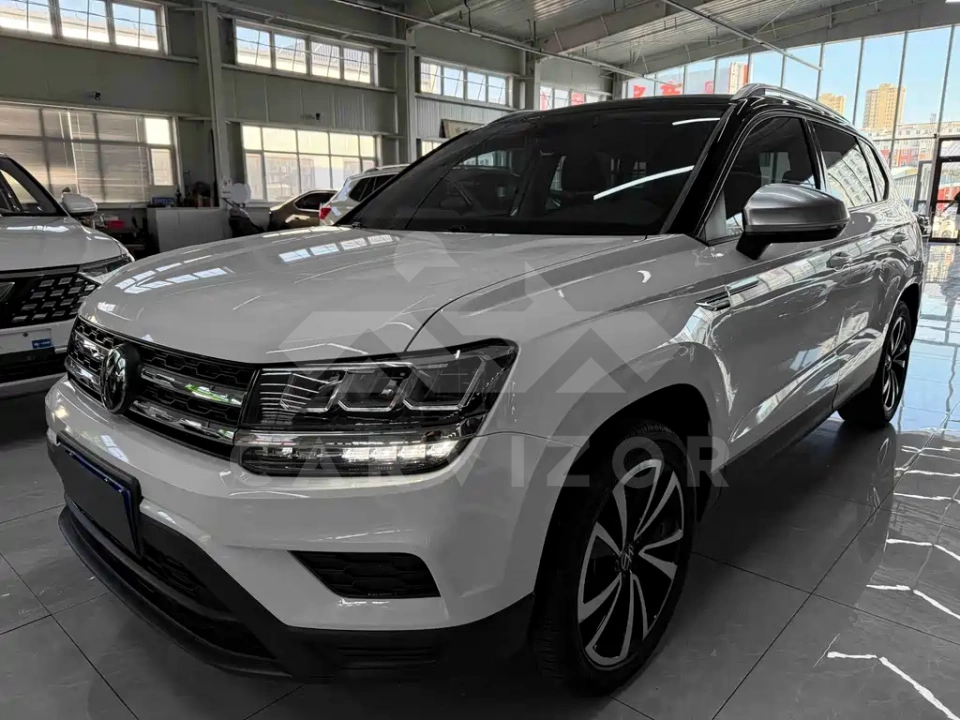 Volkswagen Tharu