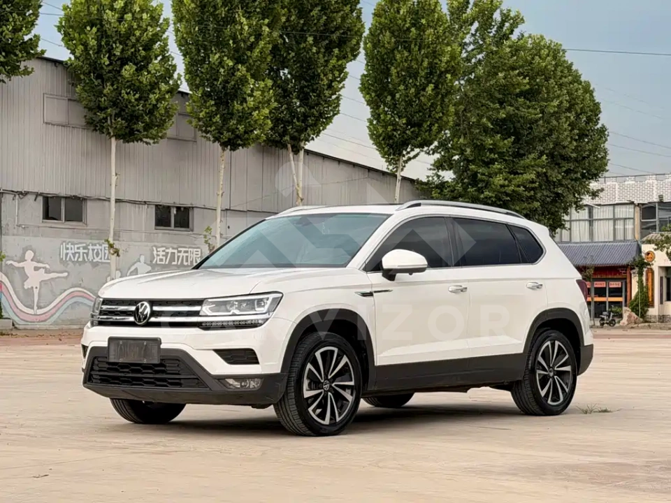 Volkswagen Tharu