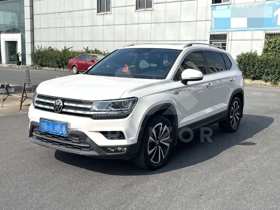 Volkswagen Tharu