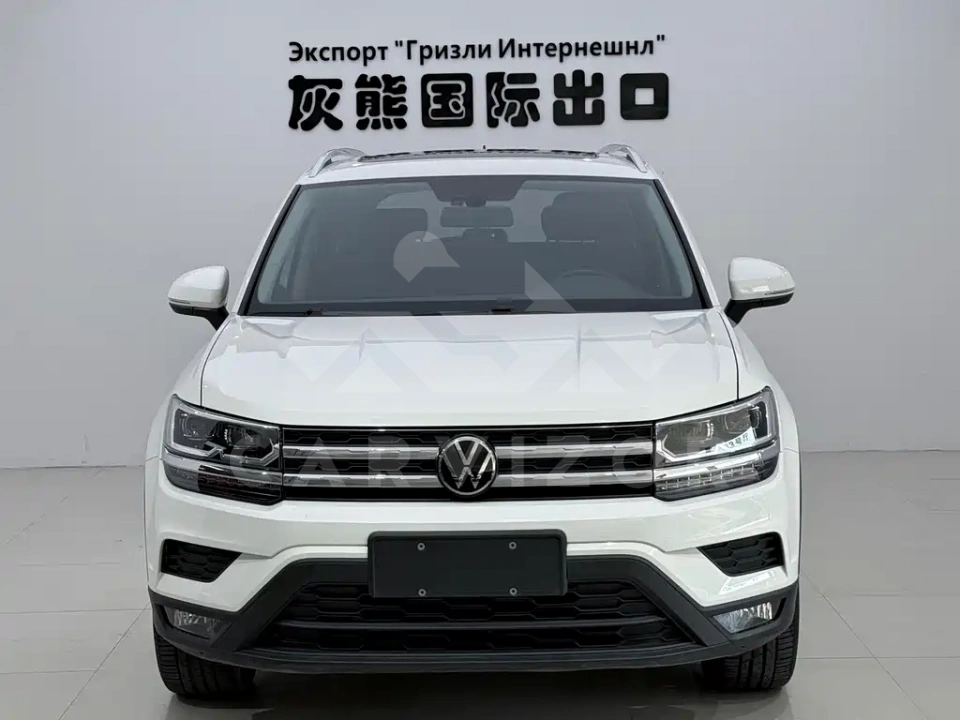 Volkswagen Tharu