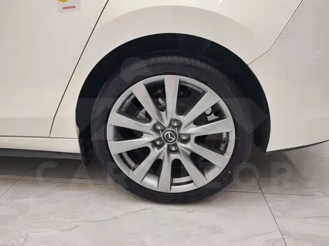 Mazda 3 Axela