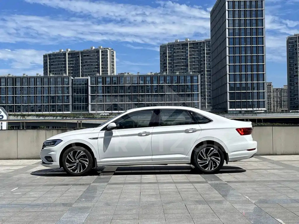 Volkswagen Sagitar