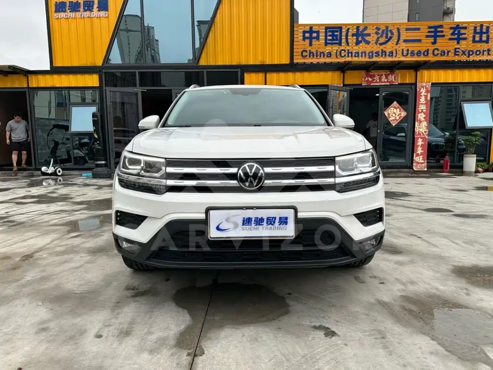 Volkswagen Tharu
