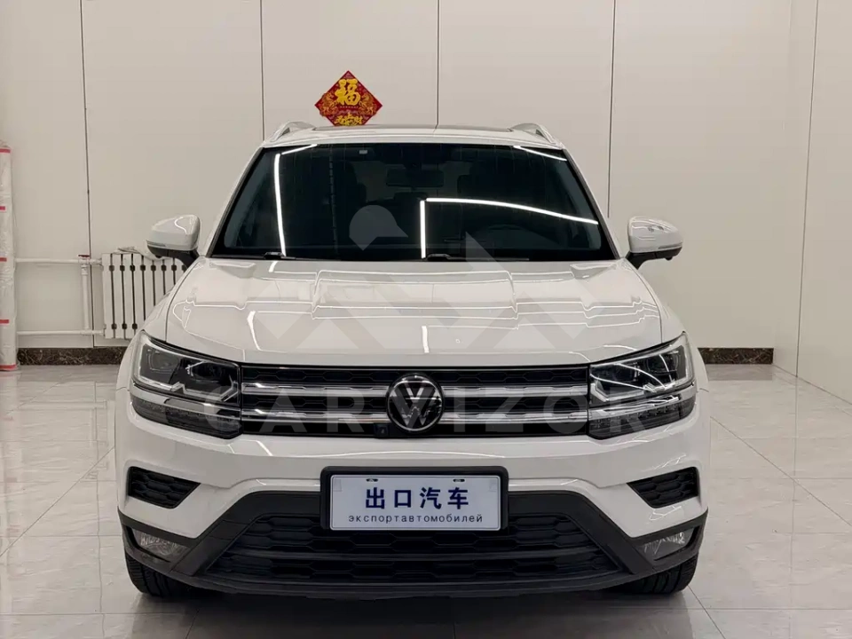 Volkswagen Tharu