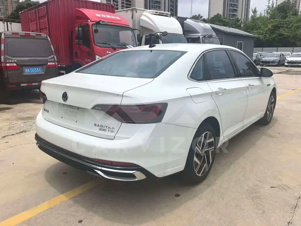 Volkswagen Sagitar
