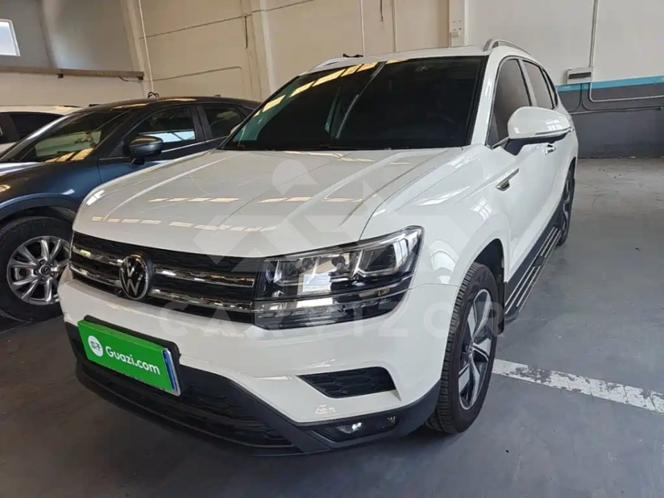 Volkswagen Tharu