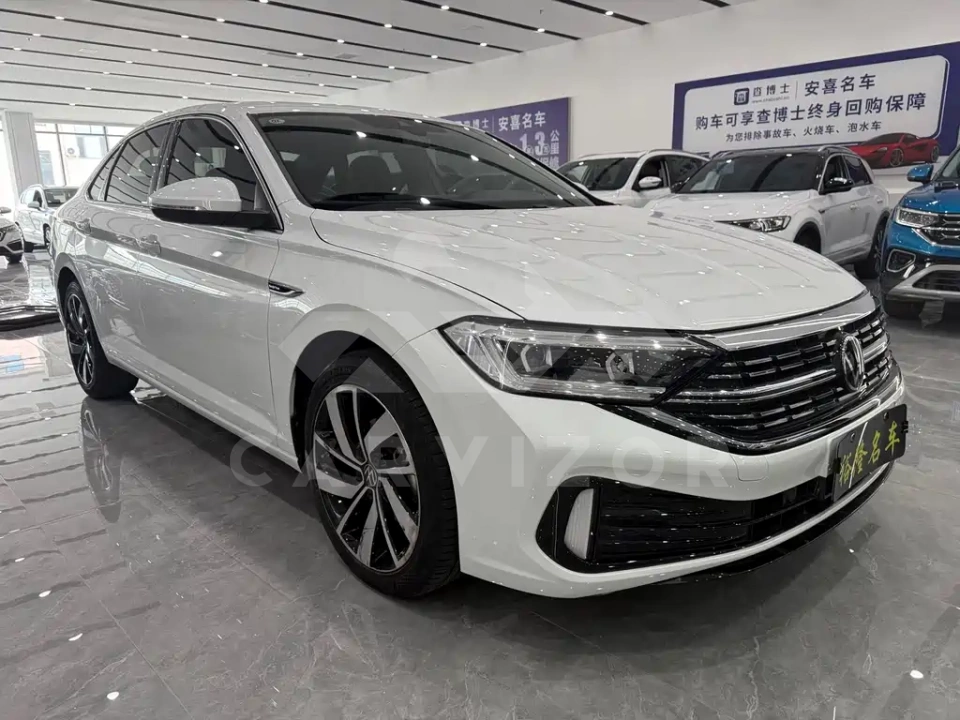 Volkswagen Sagitar
