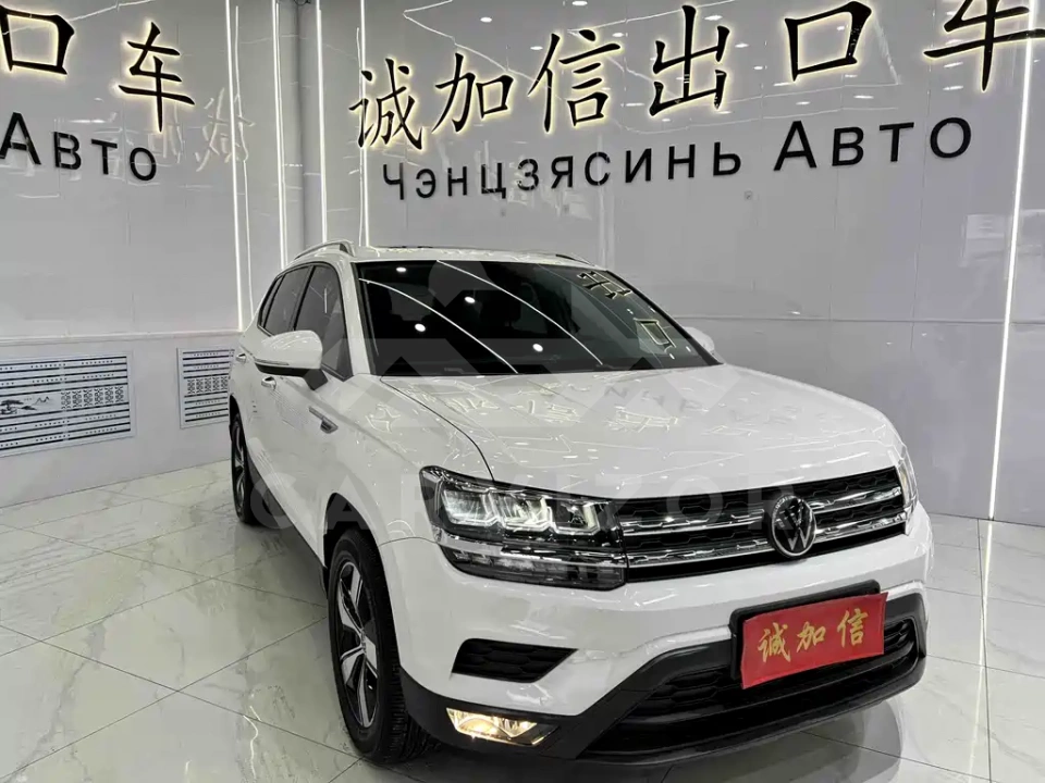 Volkswagen Tharu