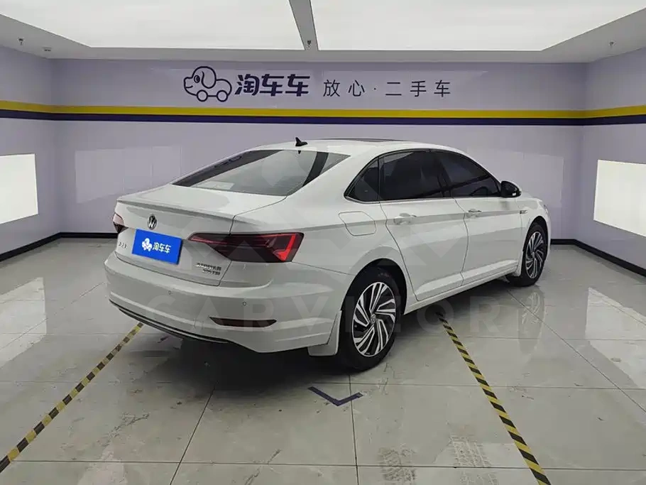 Volkswagen Sagitar