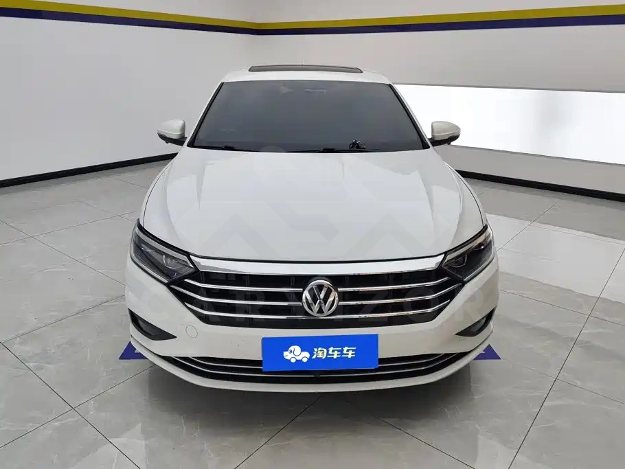 Volkswagen Sagitar