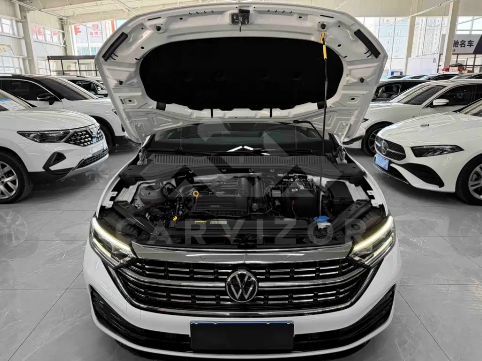 Volkswagen Sagitar