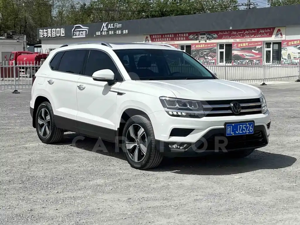 Volkswagen Tharu