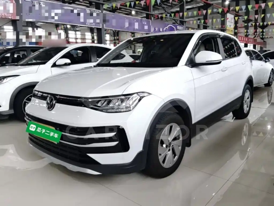 Volkswagen Tharu