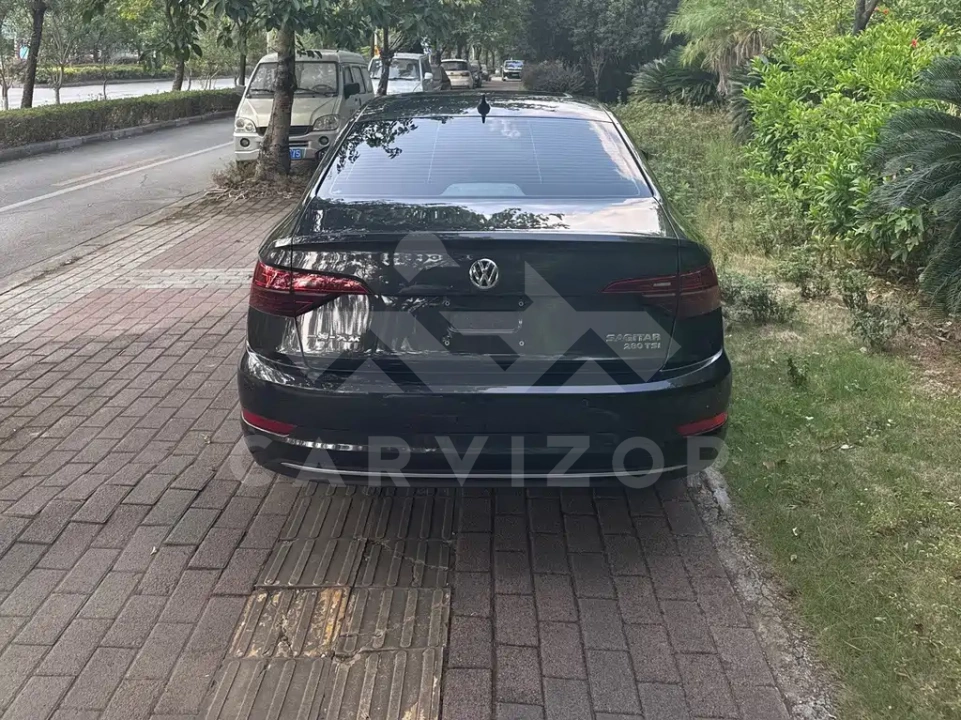 Volkswagen Sagitar