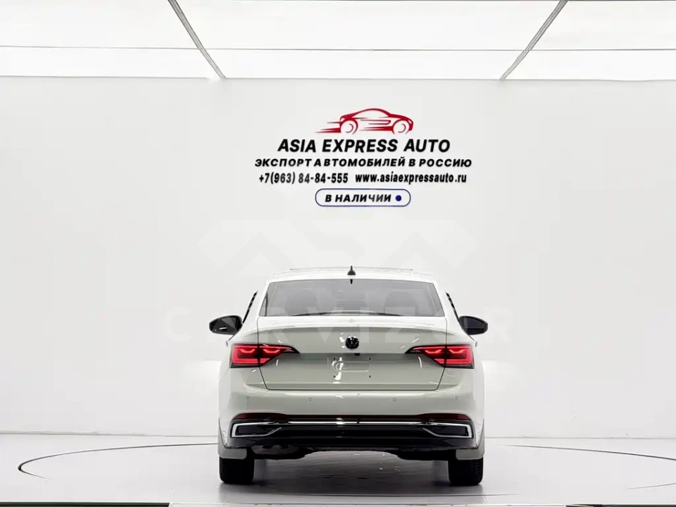 Volkswagen Sagitar