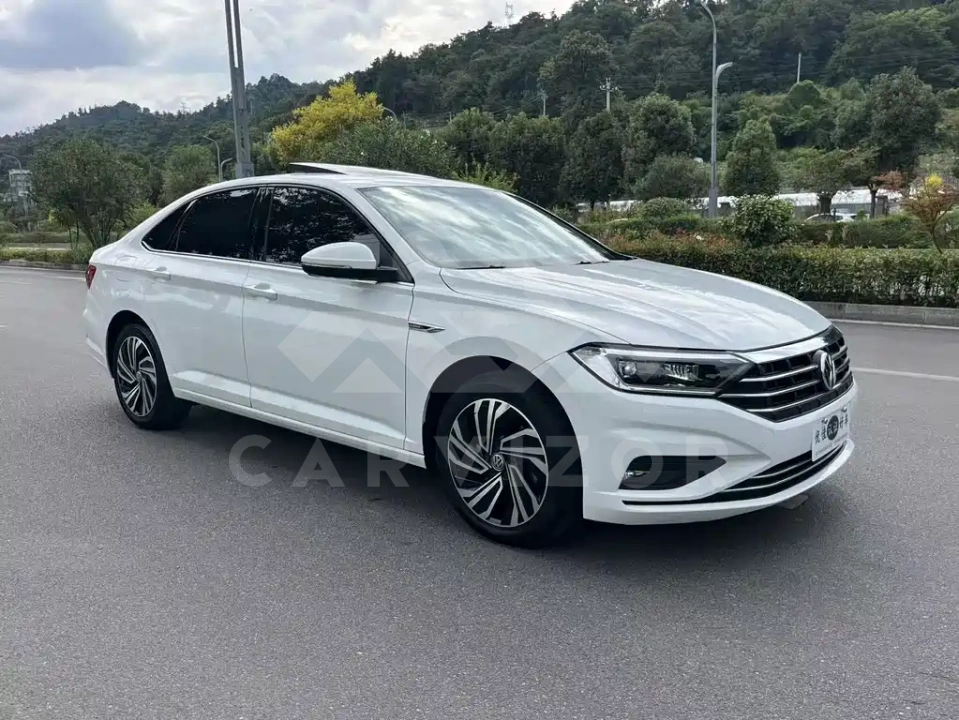 Volkswagen Sagitar
